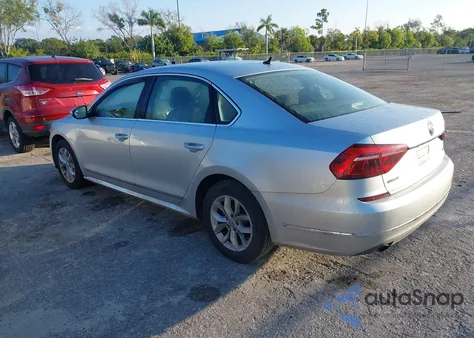 2017 Volkswagen Passat 1.8T S из США, поврежденный, VIN 1VWAT7A38HC079423